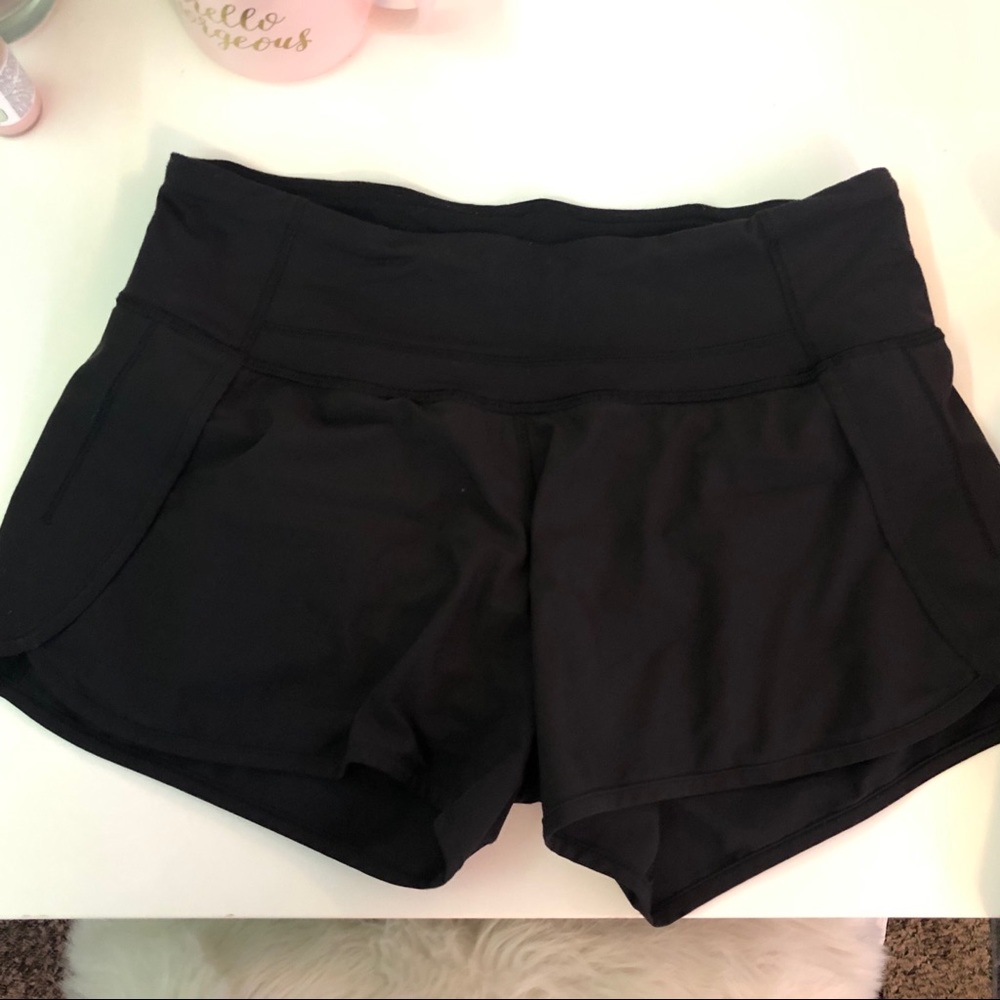 Lululemon black run time shorts